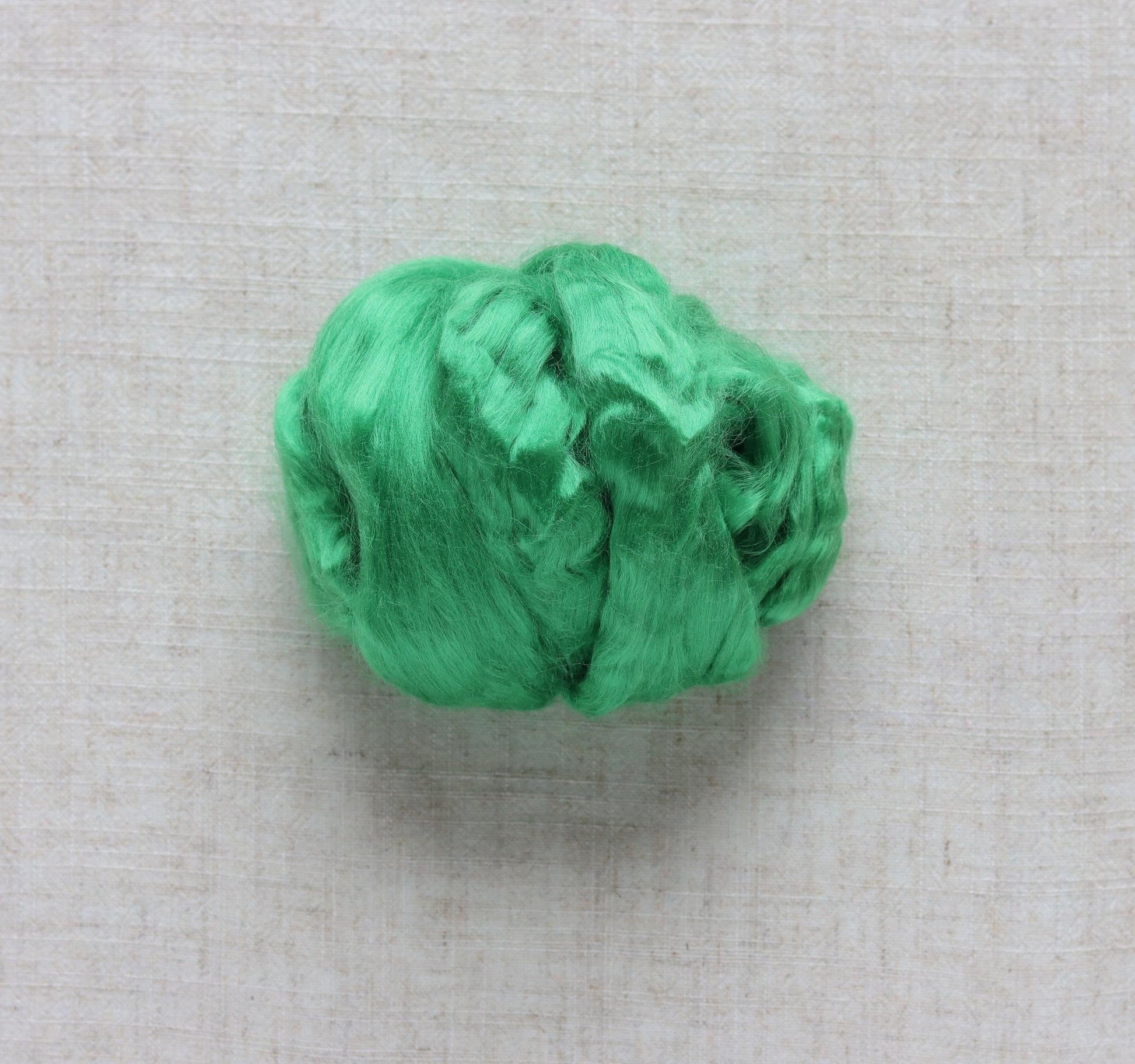 Meadow Green Viscose Roving for Wet Felting, Needle Felting, and Spinning - 1 oz.