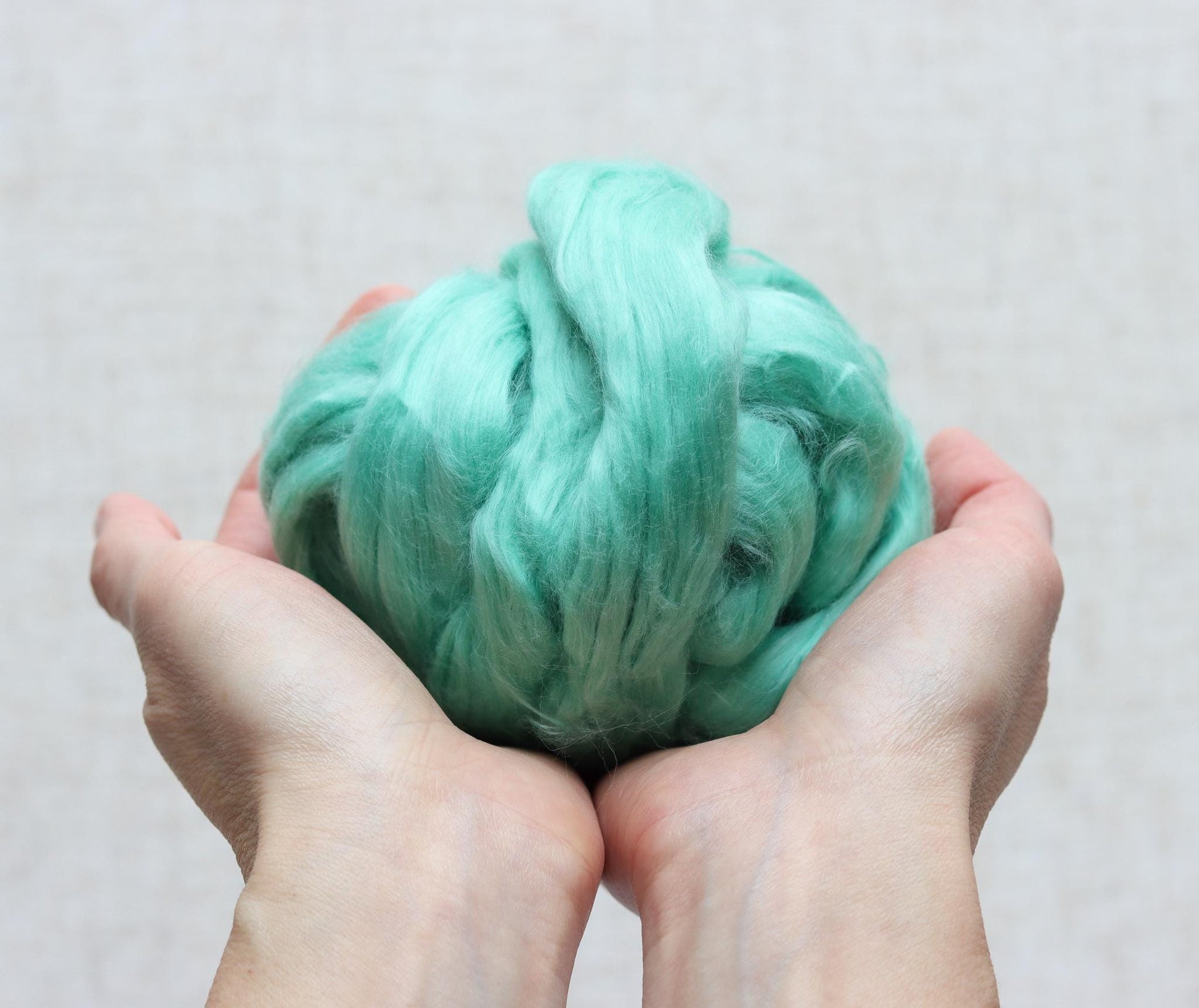 Paradise Green Cotton Roving for Wet Felting, Needle Felting, and Spinning - 1 oz.