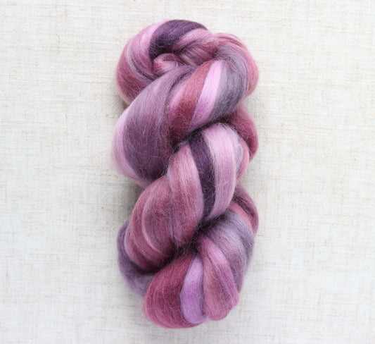 Irises Purple - Merino Wool Roving
