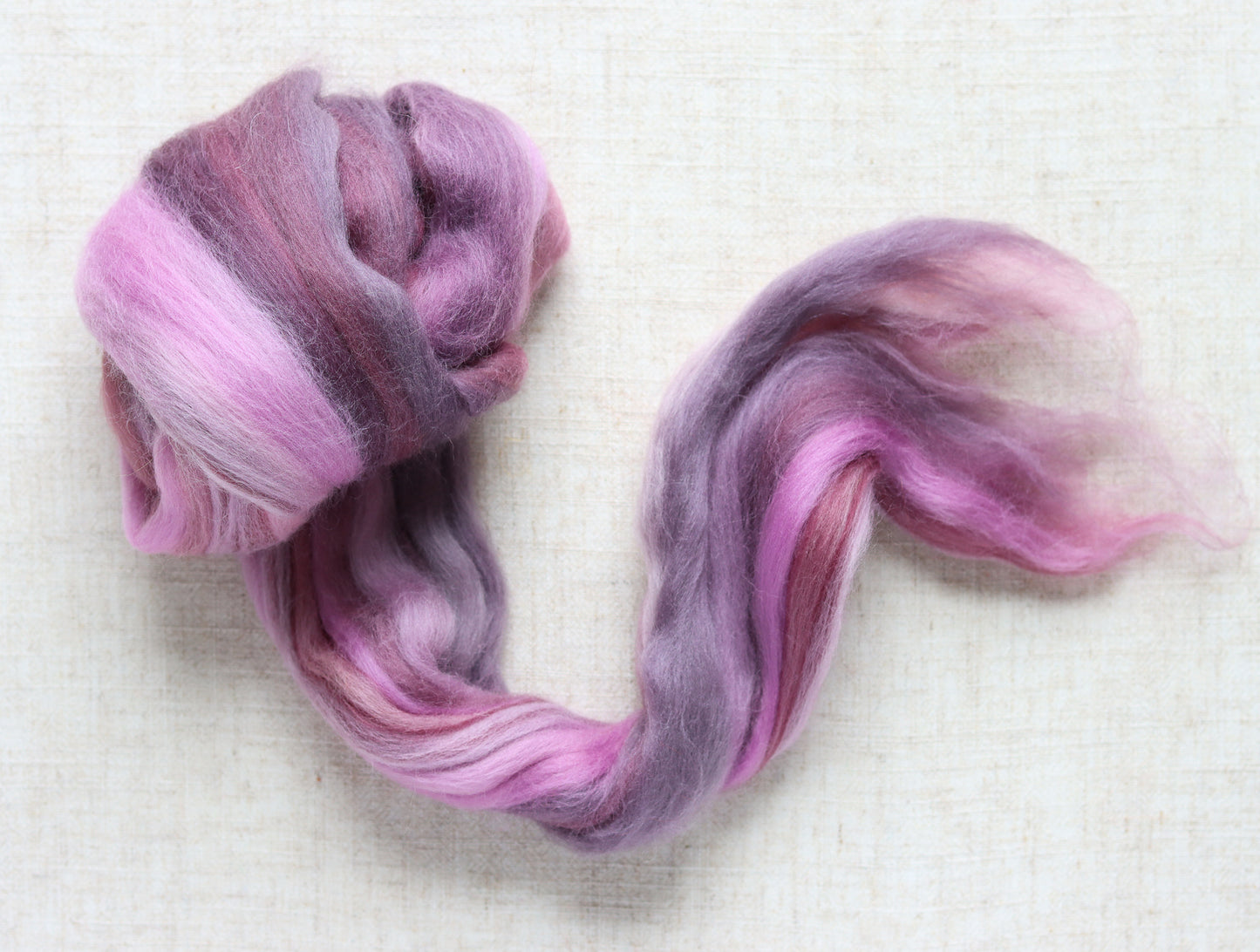 Irises Purple - Merino Wool Roving