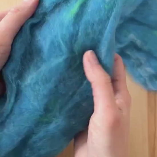 Cerulean Blue Needle Felting Wool, Wool Batting, Batts, Wet Felting, Spinning, Dyed Felting Wool, Turquoise Blue, Fiber Art Supplies