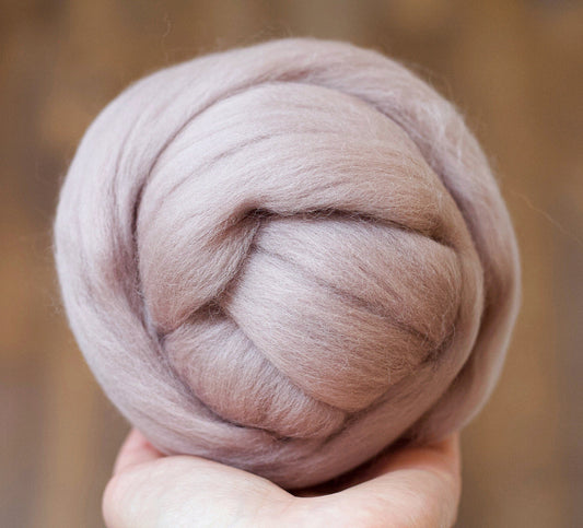 Lavender Pearl - Merino Wool Roving